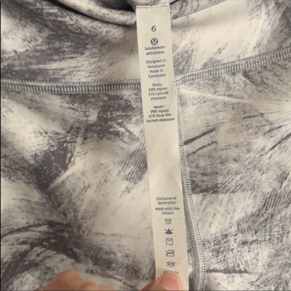 Lululemon Pace Perfect  17”  size 6 Luxtreme brushed grey & excellent condition - Picture 5 of 16